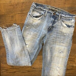 Distressed AE Jeans